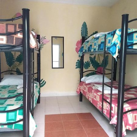 Hostel Aabilo'Ob Progreso  Extérieur photo